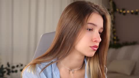 Kiki online show from September 14, 3:21 pm