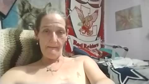 Snapshot of littlebigsquirt7945 chatting on October 18, 6:05 am Sady Jayne online show from October 18, 6:05 am