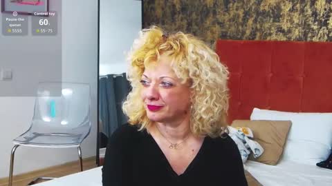 LittleCurlyGirll online show from February 10, 9:07 pm