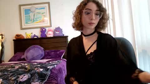 littledeathtrap online show from November 30, 9:41 pm