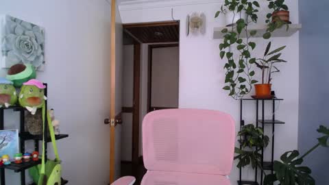 Laksmi online show from February 5, 7:53 pm