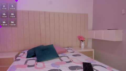 im olivia IG littleolivia01 online show from March 7, 2:24 pm