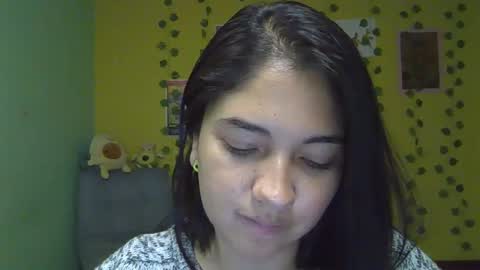 Mia  online show from November 12, 5:16 am