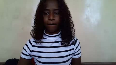 littlesandie online show from September 15, 6:00 am