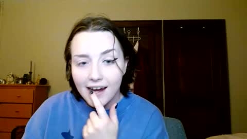 Kori online show from June 2, 12:22 am