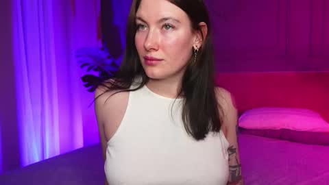 Liv 3 online show from November 12, 3:43 pm