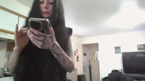 Liv Mirage online show from April 14, 1:27 am