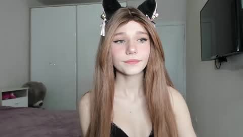 lizza_a online show from May 14, 7:36 am