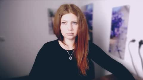 Lizzy3 online show from April 7, 12:40 pm