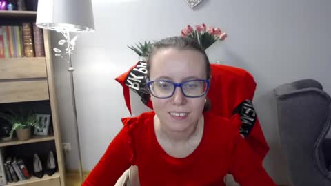 Lizzy online show from March 24, 5:35 am