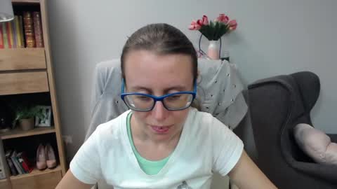 Lizzy online show from June 1, 4:25 am