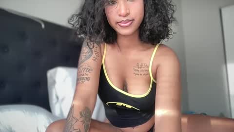 Snapshot of locsoffun chatting on September 16, 12:24 pm Dashaa online show from September 16, 12:24 pm