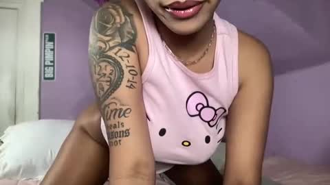 Snapshot of locsoffun chatting on January 5, 4:38 pm Dashaa online show from January 5, 4:38 pm