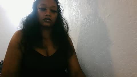 Lola ThaPinkBunny7 online show from April 5, 9:25 pm