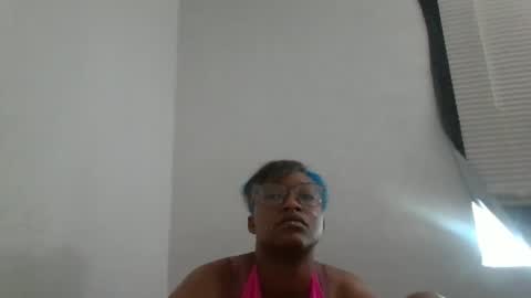 Lola ThaPinkBunny7 online show from April 1, 7:22 pm