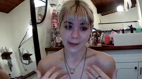 Lola Lixx online show from March 15, 1:29 am