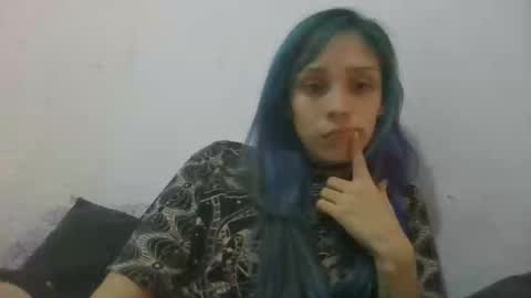 lole online show from December 21, 8:29 am