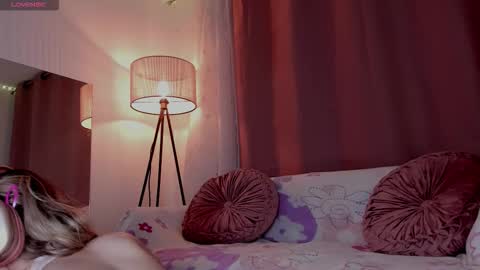 Lolly  online show from December 17, 7:34 am