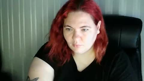 LollyNomelty online show from January 18, 4:20 am