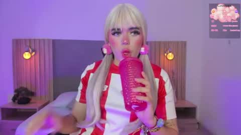 L O L Y online show from June 28, 2:07 am