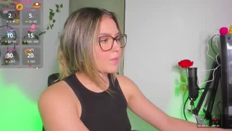 Loolita beauty online show from March 5, 1:01 am