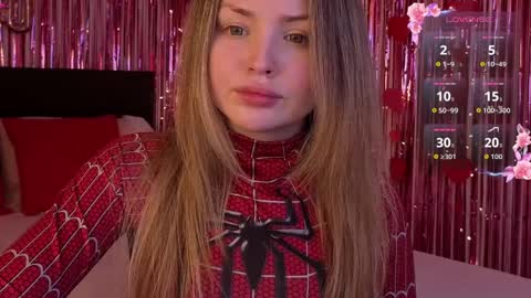 Lora online show from April 8, 2:41 pm