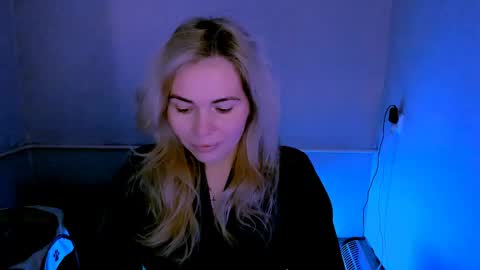 Lora online show from April 17, 2:24 am