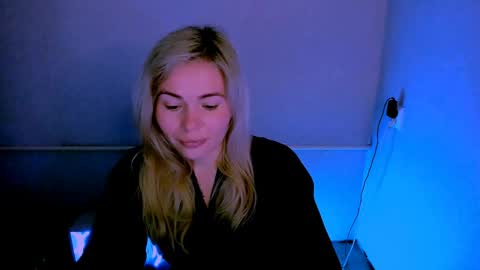 Lora online show from May 5, 2:47 am