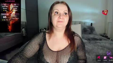 Lora online show from March 2, 11:50 am