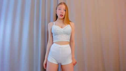 Lola   online show from December 21, 3:11 am