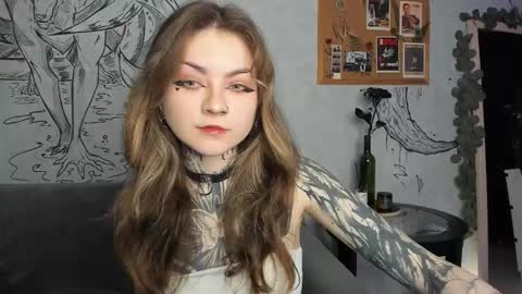 lostallice online show from November 24, 4:14 am