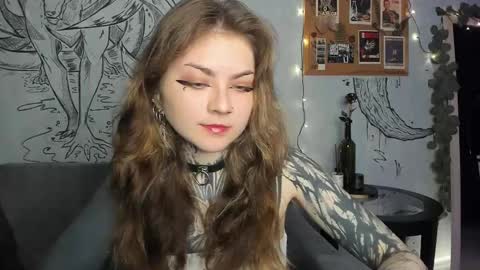 Snapshot of lostallice chatting on October 1, 3:44 am lostallice online show from October 1, 3:44 am