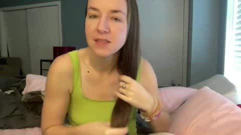 lothlori online show from February 9, 2:08 pm