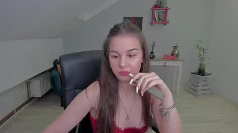 louannahart online show from March 5, 4:30 am