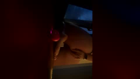 louiseellen online show from August 5, 3:13 am