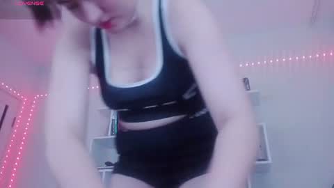 Ella online show from June 12, 9:28 am