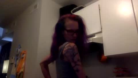 love_blooms online show from March 3, 9:59 am