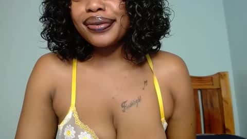 Niah online show from September 25, 1:15 am