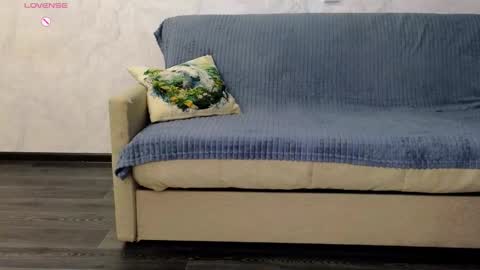 Molly online show from March 13, 6:31 pm