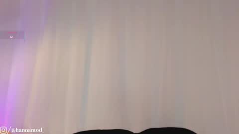    online show from December 3, 4:42 pm