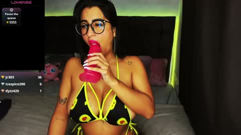 lovely violet13 online show from January 22, 2:35 pm