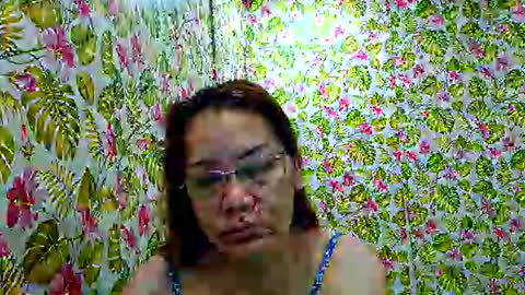 lovelyasiancutie online show from February 27, 9:14 pm