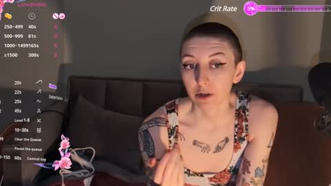 lovelylittlelucyy online show from January 28, 12:26 am