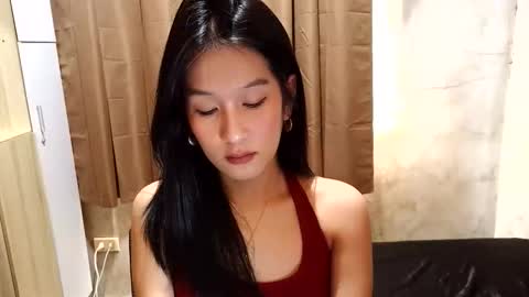 loveme_fiona online show from December 4, 11:59 pm