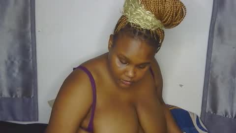 loveytiana online show from February 25, 2:04 pm