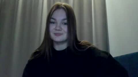 loviesimone online show from March 8, 5:39 pm