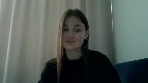 loviesimone online show from February 27, 10:15 am