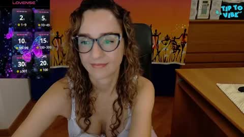 loving  online show from April 27, 11:40 am