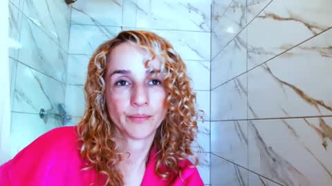 Snapshot of loving__lily chatting on December 31, 1:19 pm loving  online show from December 31, 1:19 pm