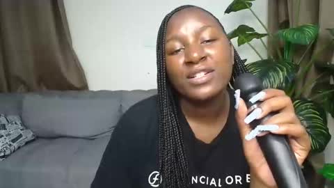 loyalcutie online show from March 7, 4:41 am